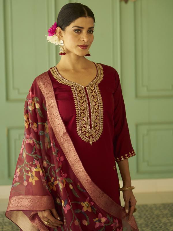 VP 9720 M Beads Embroidered Maroon Women Kurta Sets With Dupatta Straight Suits